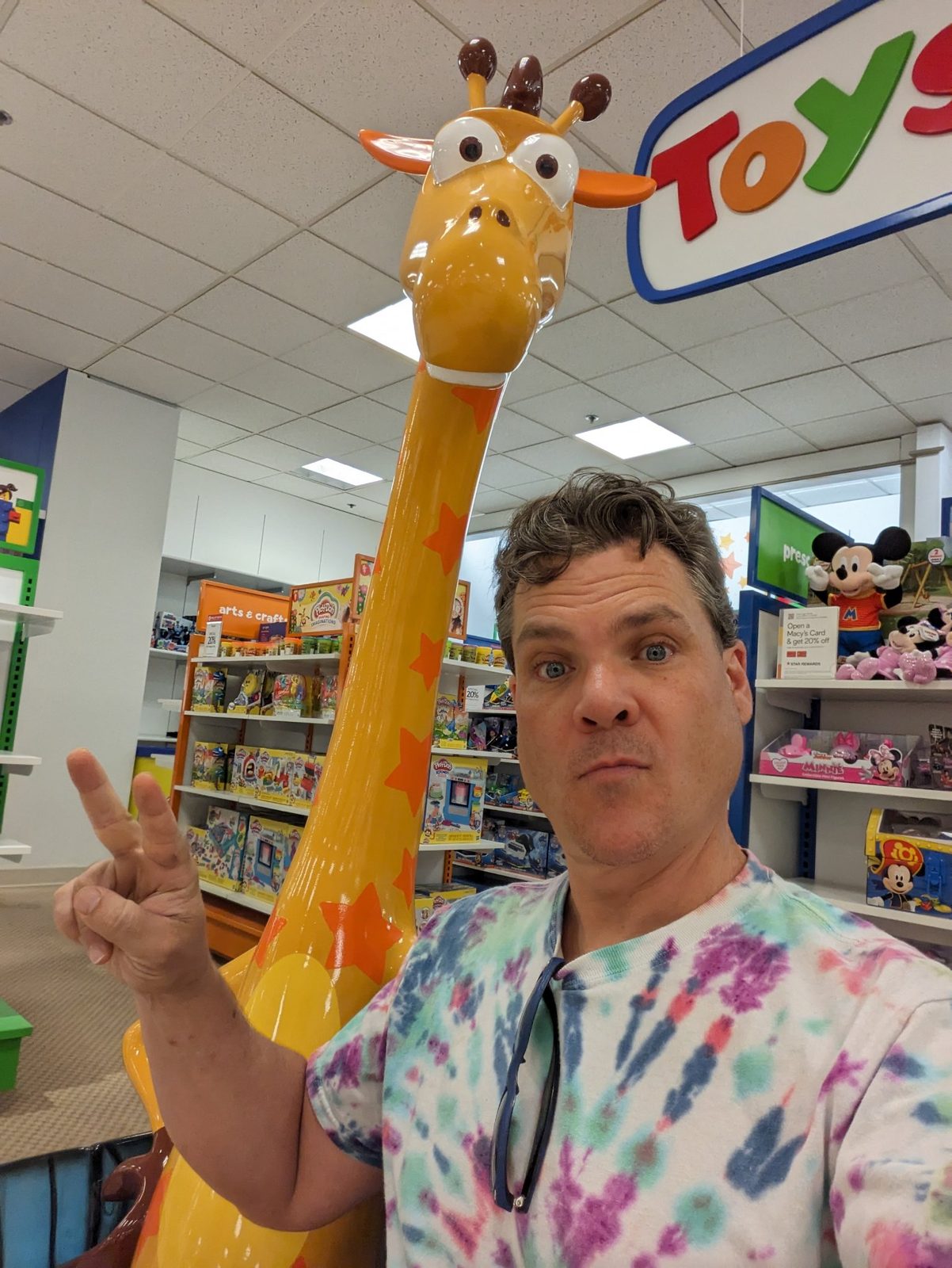 Bam with the Toys R Us giraffe